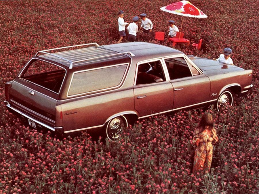  AMC Rambler Rebel Cross Country 1967 года  (фото 2 из 2)